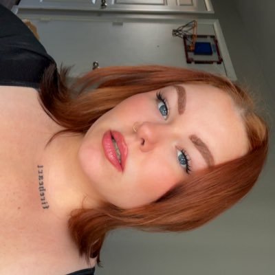 KelsGalathynius's profile picture. Mom • Cute/Cozy Gamer • Probably reading • 4’11” • Team Edward • 27• Team Dean Winchester • Loud, obnoxious, opinionated pain in the ass, but in a cute way!