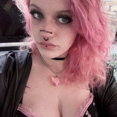 backfliptodec's profile picture. #1 this is me trying + i hate it here stan