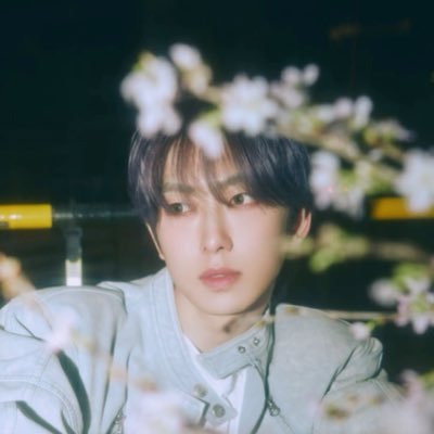 eeveefumapie's profile picture. 26 // professional #fuma and #weno lover // mostly &team