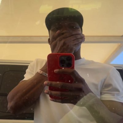 Teeeeerrry's profile picture. 🌴