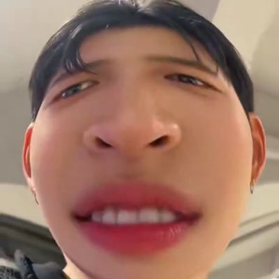 ddukdduii's profile picture. p o n d p h u w i n | พิ่จะอยู่ทุกที่ ทุกวงการที่พิ่ชอบ