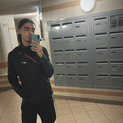 mSakagoat's profile picture. J’suis plus la