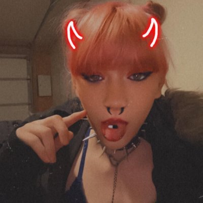 charlottedavi7's profile picture. ✦ Painting emotions in pixels and colors 🌸 | Fantasy • Portraits • Vibes | Always chasing the next muse 🎨

✦ Contact: charlottedavis1542@gmail.com