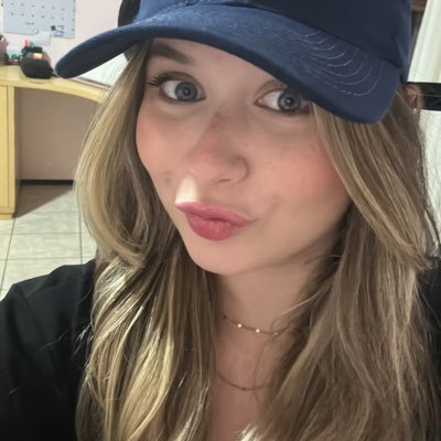 camilazoca's profile picture. miss hospital mental da messejana 2024-25