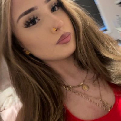 lilcookie45's profile picture. nsfw|daddy's little girl |she/her🧸💋Ask for  "menu" for a response