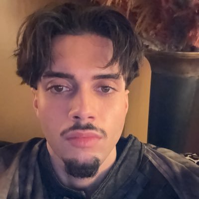 rnboiiii's profile picture. « Mon bébé » disponible ! 🤍