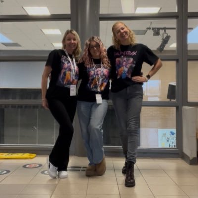 msmicks_'s profile picture. Teacher📚 Advocate for Autism Awareness 💙 Ally to the LGBTQ2S+ Community 🏳️‍🌈 Supporting all BIPOC ✊🏾