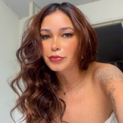 huppsa's profile picture. ......27,  🦂 📸 @huppsabrina @sabrinahupplash 🦋