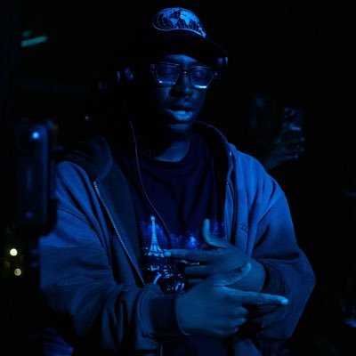 selectasuave's profile picture. fortis fortuna adiuvat