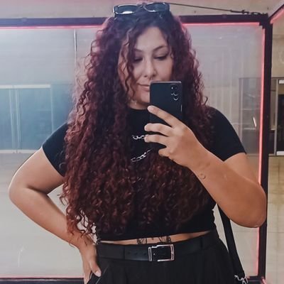 brunaestevesn's profile picture. atriz (e a única pessoa que gosta do final de how i met your mother)