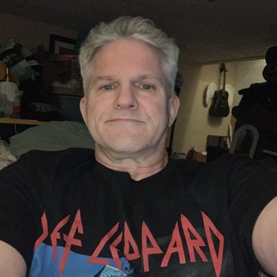 lewis8_4's profile picture. €1000  &400,000