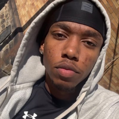 malzmorales22's profile picture. I AM A NERD. I DRAW. I DRESS UP. I TAKE PICTURES