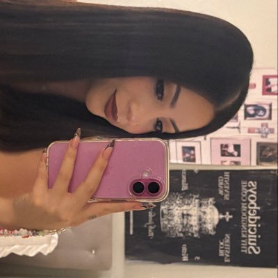 heavnlyii's profile picture. ig:badgalitzi 𓈒 ˖ ࣪ 𝜗𝜚