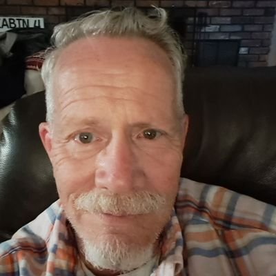 AllmanThomasLee's profile picture. 🚫MAGA🚫•I cuss at magats•Borned on Twitter Sept 2010 many accts ago• . 🇺🇲  🇺🇦🇮🇱   💙MO3💙
VA,NJ,OK,TX,MO IrvingMac79