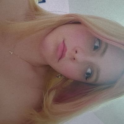 dhampir_littlee's profile picture. https://t.co/AAI9LxxC4p