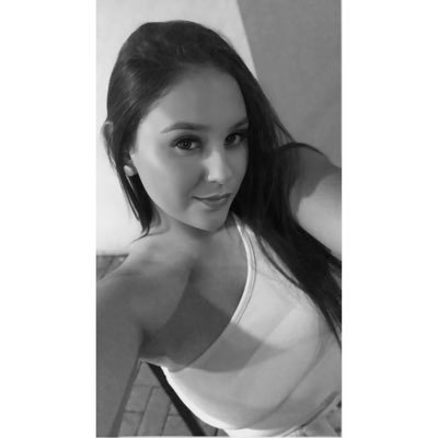 paola_claraa's profile picture. na vida, nada é previsível.