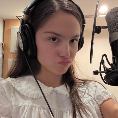 gutsworldtour's profile picture. #1 love is embarrassing fan