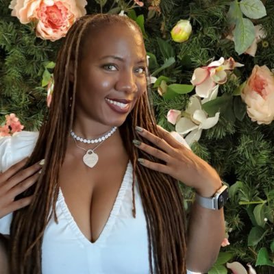 SoSoulfull's profile picture. Founder @SoulfulSynergy. Claircognizant Medium & Writer. Lover of music, meaning & soul-stirring commentary. If U don’t get it, U don’t get it. LV25 👁️♥️💀✨