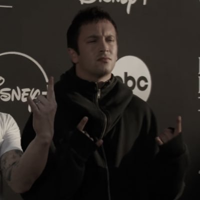 blurryfender's profile picture. 