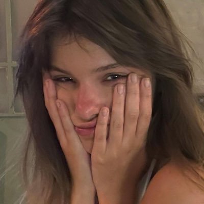 whendidyougetso's profile picture. forte e corajosa 📖: corte de asas e ruína (ela/dela)