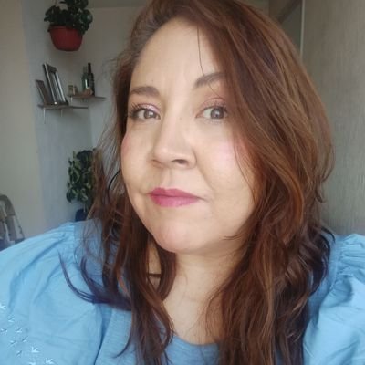 RuthSalazarO's profile picture. Periodista en SLP, México. Típica loca de los gatos 😼.  Exchica Versiones.