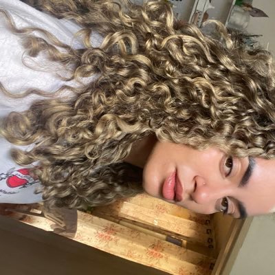 jhuanny_'s profile picture. ||⚕️