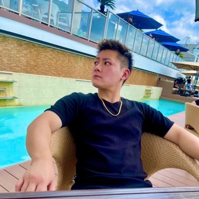 2WiJq6ZAO115034's profile picture. いつか香水関係の仕事をしたい香水オタクです。