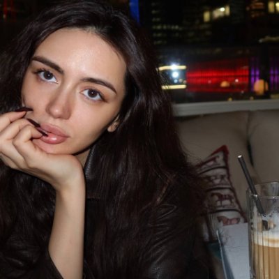 QuraseYusuf's profile picture. “Crypto addict 🚀, beauty salon queen 💅 | Turning trades into treats”