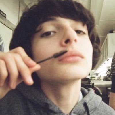 zjsliam's profile picture. https://t.co/81Si8bAAnb de 𑣲 charlie hunnam