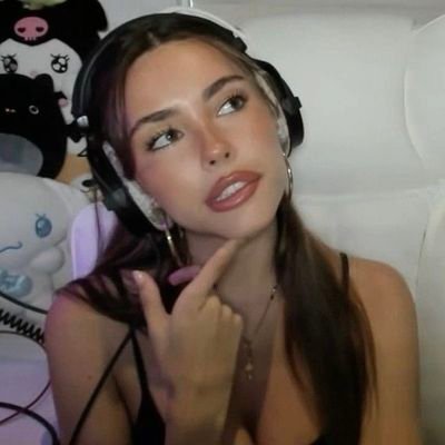 fungicordyceps's profile picture. 🍏