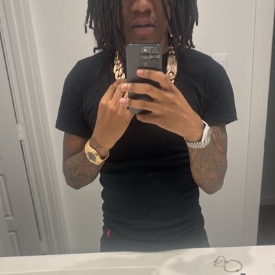 realbandzup's profile picture. 