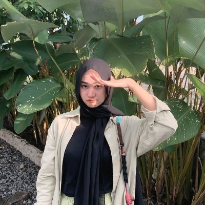 vina_oktavu's profile picture. yang baca jelek