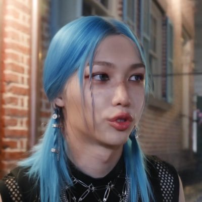 linosblue's profile picture. minlix supremacy; 8 is fate ⠀⠀⠀⠀⠀ ⠀⠀⠀⠀⠀ ⠀⠀⠀⠀⠀ ⠀⠀⠀🦋🦋