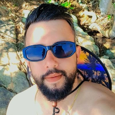 jovdedireita's profile picture. sai da frente, vou te salvar