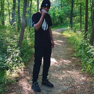 chuckphinsup's profile picture. stay with me now. probably early on heaters.