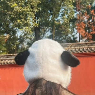 TessaMist's profile picture. May every day be like a beautiful painting, rich in colors and full of details.