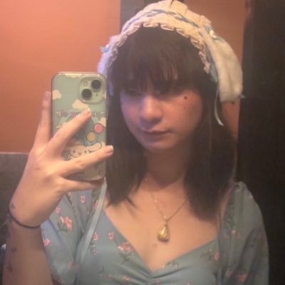 heeheeCS2's profile picture. 