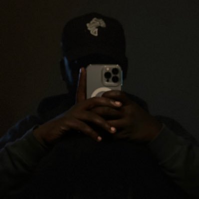 Miilky_arnak's profile picture. - Chef Electro - Realisateur 🎬 @fcbarcelone 💙♥️ - #LakeShow💜💛 - @psg_inside 💙♥️ M4M DieuCoeur @Yaama_a❤️💍