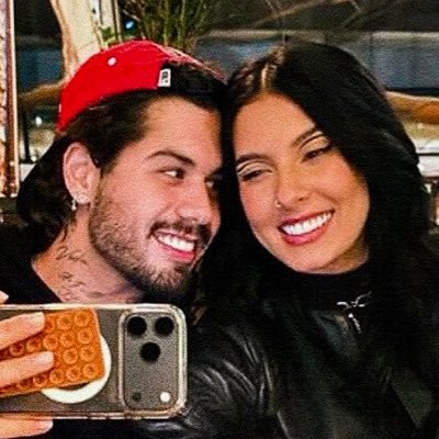 itscastelipe's profile picture. 