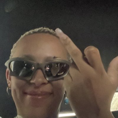 bigliketamera's profile picture. spank you very much