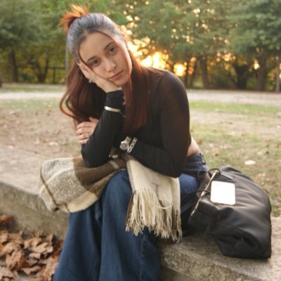 laracorreia03_'s profile picture. 