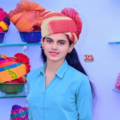 Guddu_jyani's profile picture. 27 𝑫𝒆𝒄🎂
नशीली जिंदगी ऊंचे शौक,
 आगे जिंदगी पीछे मौत .!🖤
 𝑳𝒐𝒗𝒆_𝑴𝒐𝒎_𝑫𝒂𝒅 🌍💝
𝑺𝒕𝒖𝒅𝒆𝒏𝒕 𝒍𝒊𝒇𝒆 📚✍️
𝑬𝒏𝒋𝒐𝒚 𝒃𝒆𝒊𝒏𝒈 𝒘𝒊𝒕𝒉 𝒉𝒂𝒑𝒑𝒚