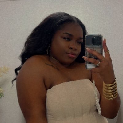 MVRAAknowsBEST's profile picture. Be Kind & just Be YOU🌹#MusicLover #KpopSTAN🫰🏾