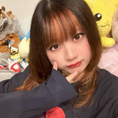 mzmr1123's profile picture. 愛知県出身。インフルエンサーやってます。TikTok 12万/インスタ1.5万/2025年3月10日からポケカハマりました。/サイド取られたらテキーラ飲む人で13.5万回再生 (イベント・ポケベロもやってます)