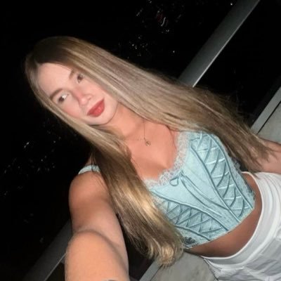 Lexilehh's profile picture. 