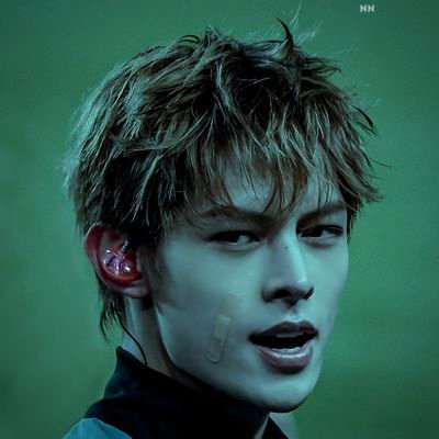 Chan_coquette's profile picture. That boy is a Monster