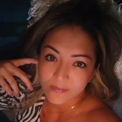 IsabellHdz05's profile picture. PAISA, 
PROVIDA,
SARCASMO 100%.

MI VIDA DEDICADA A QUE ELLA SONRIA 😍
MAMÁ ESPECIAL