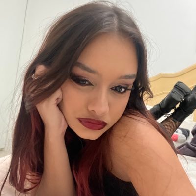 eternalswetener's profile picture. primadonna girl