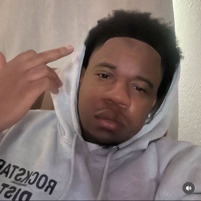 DirtychildRell's profile picture. | gotta stay down if you wanna be up | #DCMG #FreeWhoMatter #GirlDad👨‍👧‍👧 LibbyWorld 🌍