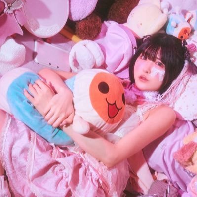 jghjn61512's profile picture. / ぉなにしてるどーが見たい人はふぉろーして / 女子 20代  / 絡みましょー